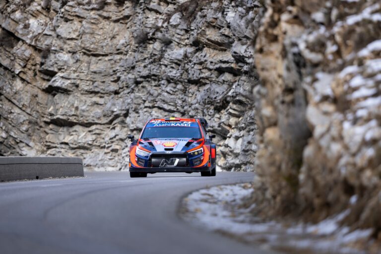 Neuville: A tesztkorlátozás miatt nem csökkennek a költségek