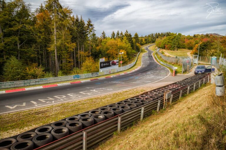 Halálos fenyegetéseket kapott az F1-es világbajnok, mert bezáratta a világ legveszélyesebb pályáját