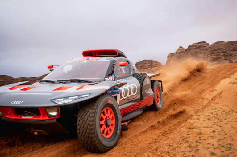 Félbeszakadt a Dakar harmadik szakasza