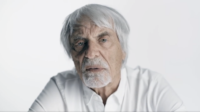 Kulisszatitkok az Ecclestone-sorozatról – senkinek nem nyílt még így meg az F1 korábbi vezére