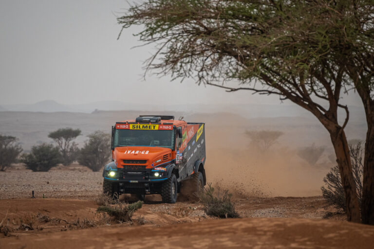 Macík újra nyert és már a dobogót ostromolja