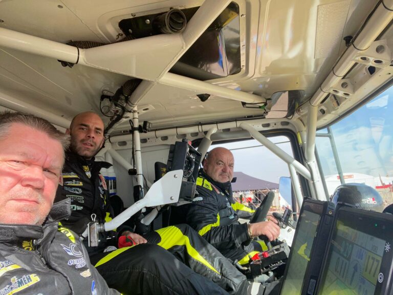 Szárnyalt a Dakar 9. szakaszán a magyar Scania