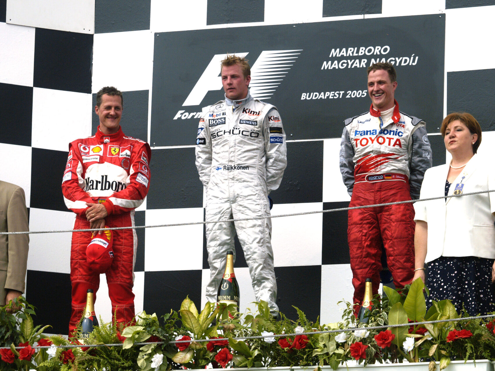 Kimi Räikkönen, Michael Schumacher, Ralf Schumacher, McLaren, Ferrari, Toyota, Magyar Nagydíj 2005