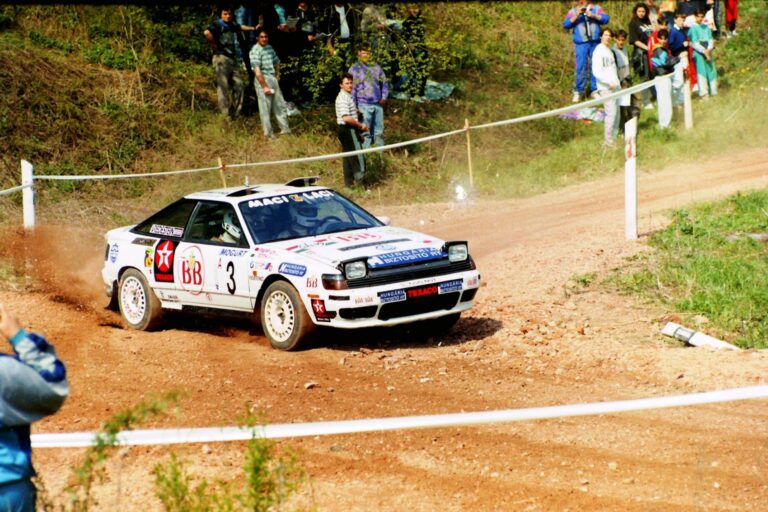 200 ezer néző, Ferjáncz és Janika egy csapatban – Salgó Rally 1994 (videó)