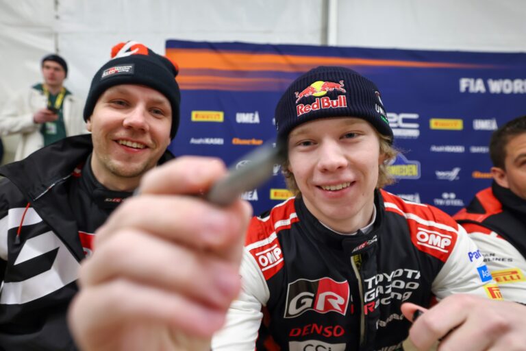 Rovanpera tempót váltott és brutális átlagsebességgel nyert szakaszt