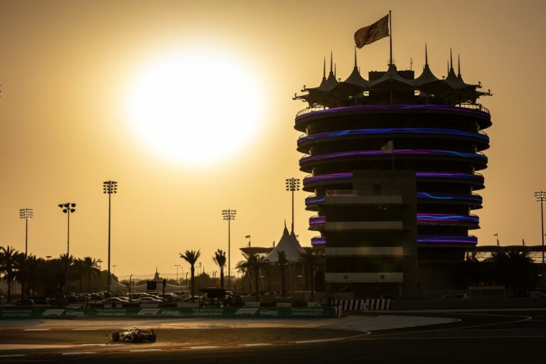 Nagy dobásra készül az egyik F1-es csapat? – Bahreinben már pályára is léptek