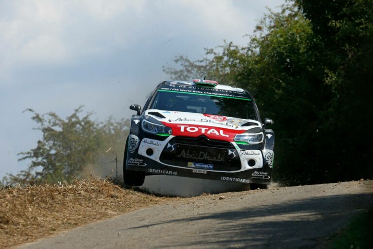 Legendás szakaszok a Mitikus Autók Rallyján