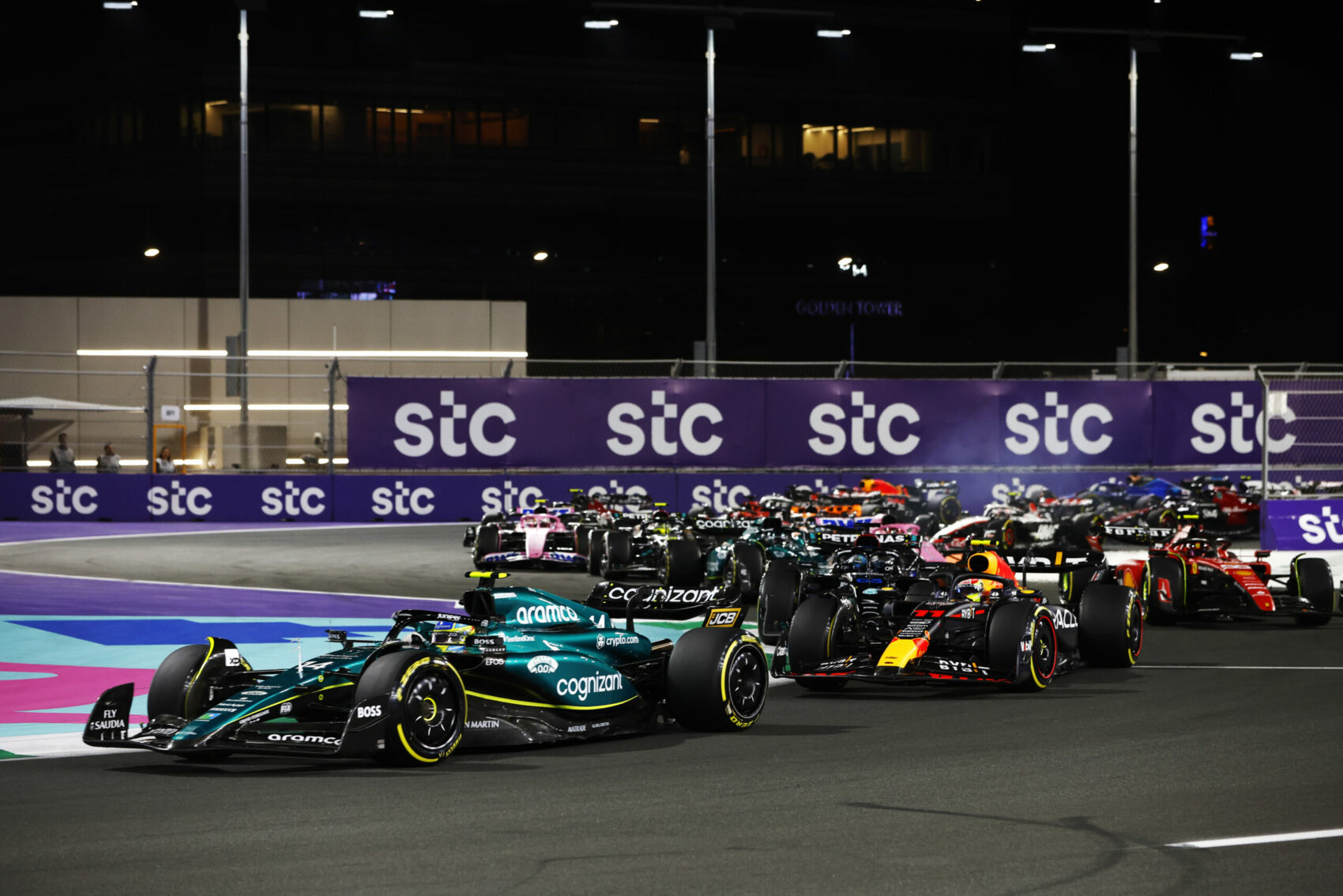 Szaúd-arábiai Nagydíj, rajt, Fernando Alonso, Aston Martin, Sergio Pérez, Red Bull