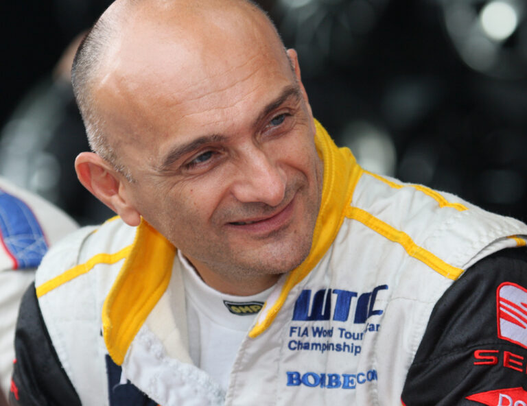 61 éves lett Michelisz volt csapattársa, aki az F1 egyik legcsúfosabb rekordját tartja