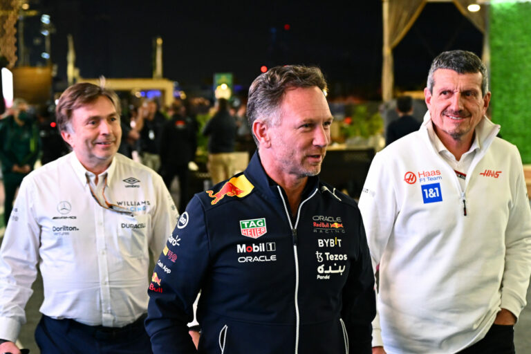Ezért kellett kirúgnia a Red Bull főnökének az F1 egyik legmegosztóbb személyét