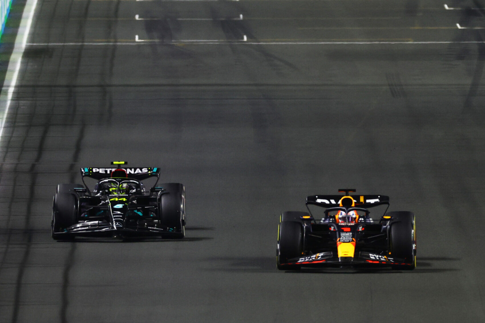 Lewis Hamilton, Mercedes, Max Verstappen, Red Bull, Szaúd-arábiai Nagydíj
