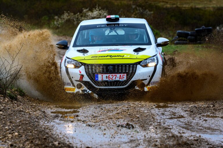 Sikeres szezonkezdésben bízik a PSZA Motorsport