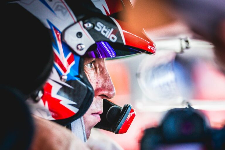 Kris Meeke is rajthoz áll a világ egyik leghosszabb historic versenyén