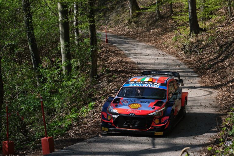 17 év után történt ismét tragédia WRC-versenyzővel – Craig Breen volt a 20. áldozat