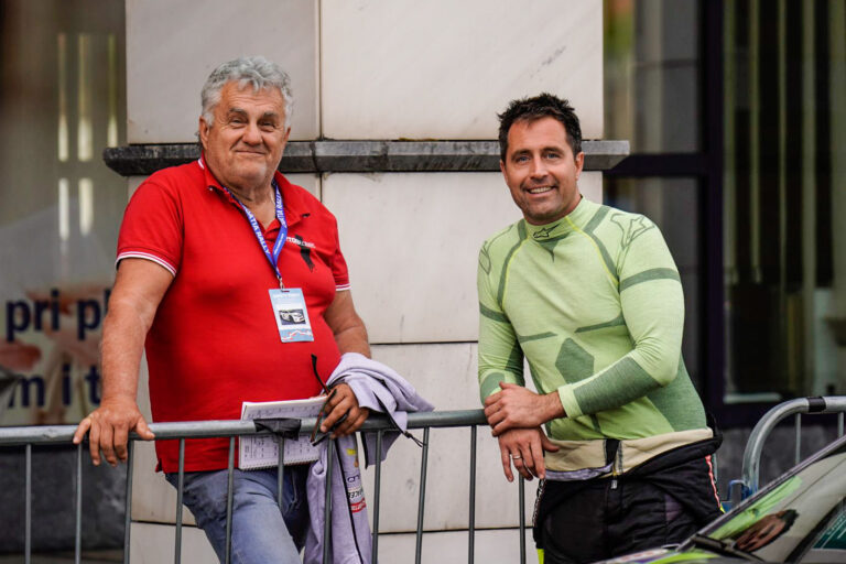 Boldog magyar versenyzők a Horvát Rally céljában – interjúk a magyar párosokkal