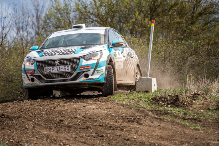 Herczig Patrik komolyan veszi a Mikulás Rallyt