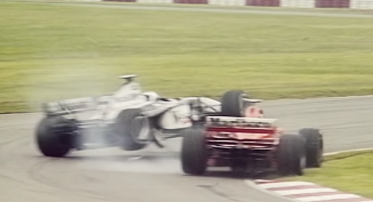 Coulthard nekiment Schumachernek, és még 20 évvel később is őt okolta az ütközésért (videó)