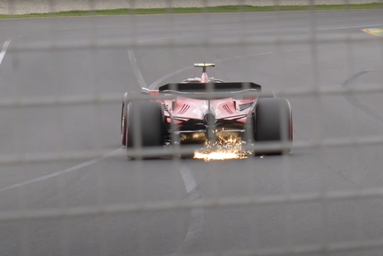 Brutális kanyartempó – szemléletes videón, ahogy 260-nál váltanak irányt a modern F1-es autók