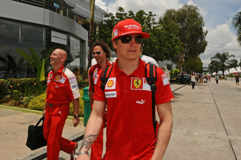 14 éve jégkrémezett Räikkönen, miután a Ferrari érthetetlen döntése tönkretette a futamát (videó)