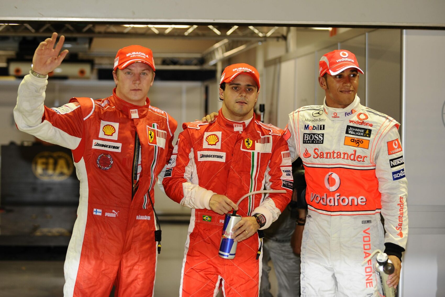 Felipe Massa, Kimi Räikkönen, Lewis Hamilton, Ferrari, McLaren, Szingapúri Nagydíj, 2008