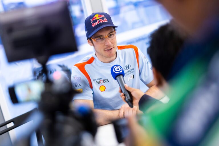 Neuville: A WRC hatalmas bajban van, változtatni kell