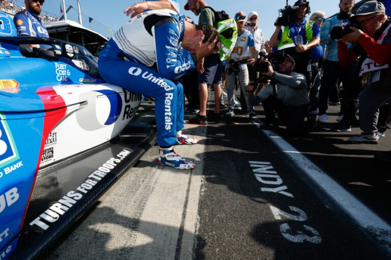 Óriási családi dráma az Indy 500-on, ilyet kitalálni is nehéz lett volna