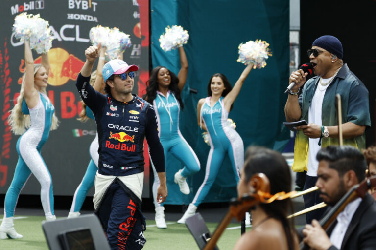 Túltolta az F1 a show-t Miamiban? – több pilóta szerint igen, Hamiltonnak viszont tetszett