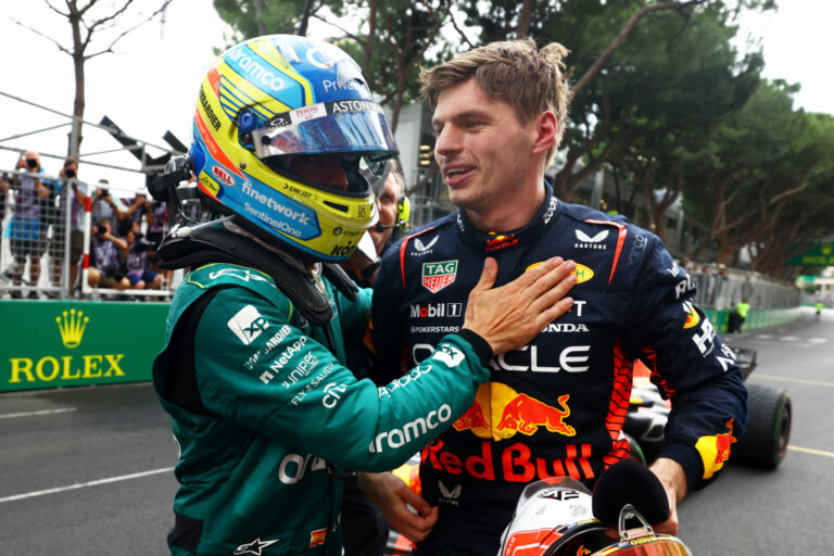Verstappen menedzsere „fegyvert fog” a Red Bullra, aminek Alonso lehet a nagy nyertese