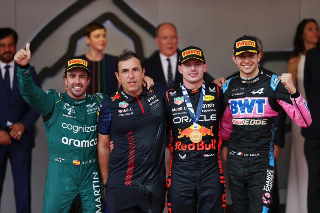 Fernando Alonso, Max Verstappen, Red Bull Racing, Aston Martin, Esteban Ocon, Alpine, Pierre Wache, Monacói Nagydíj