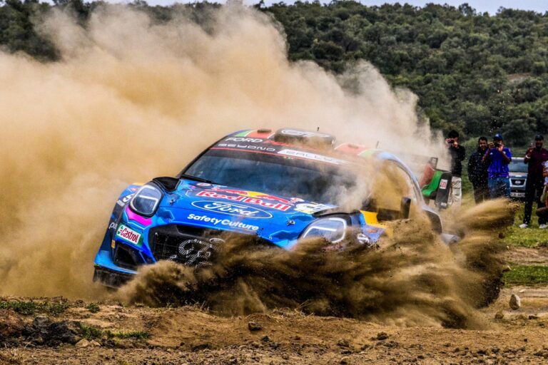 Ismét nemzeti versenyeken indulnak a WRC pilóták
