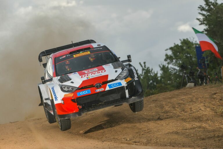 Ogier nyerte az első pénteki szakaszt Szardínián