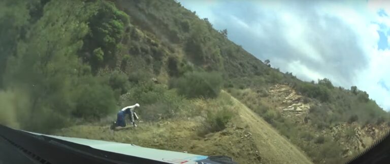Hat éve csaknem versenyző ütött el versenyzőt a Ciprus Rallyn (videó)