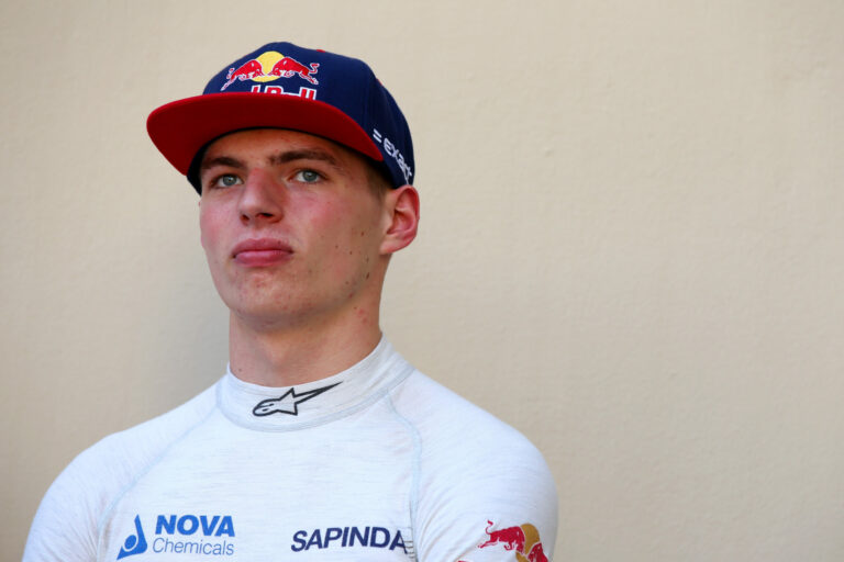A Ferrari olyan lehetőséget adott Verstappennek, amit korábban senkinek