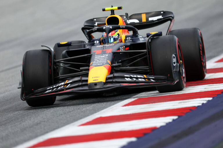 Oroszrulett az ausztriai időmérőn, az egyik Red Bull „golyót” is kapott
