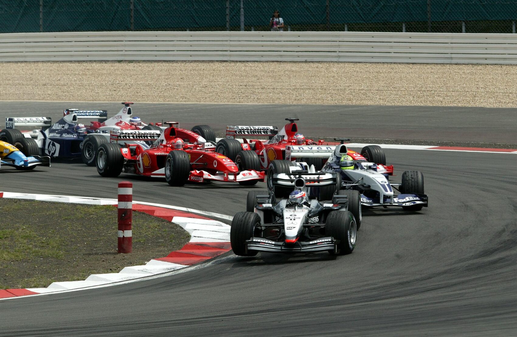 Kimi Räikkönen, McLaren, Ralf Schumacher, Williams, Michael Schumacher, Ferrari, Európa Nagydíj, rajt, 2003