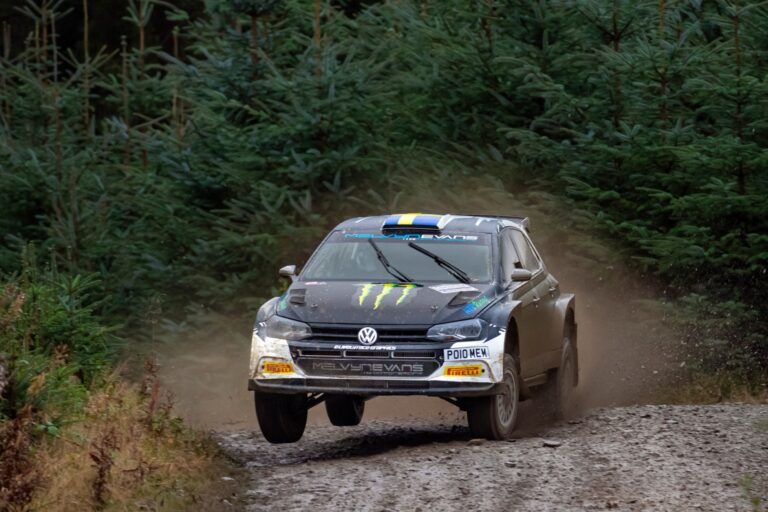 László Martin és Oliver Solberg is indul a Skandináv Rallyn