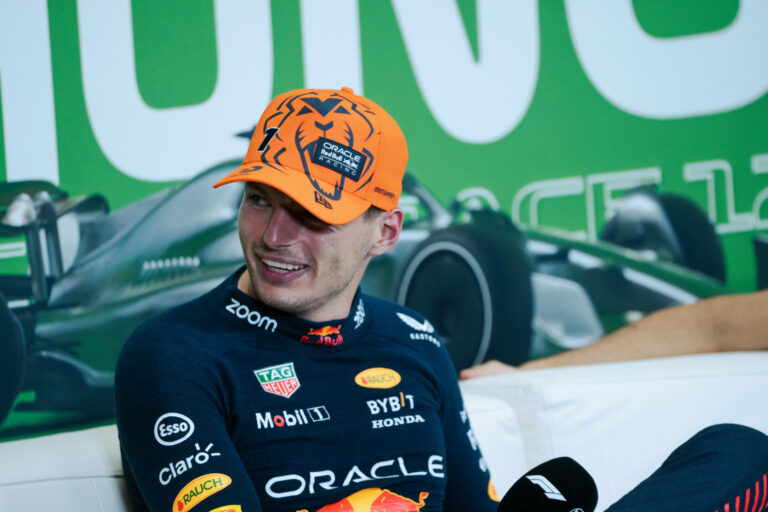 Verstappen Hamilton rajtszámával viccelődött a Magyar Nagydíj után