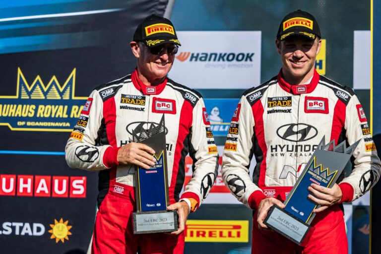 Hayden Paddon nem tartja magát favoritnak, szerinte még egy erős riválisa van