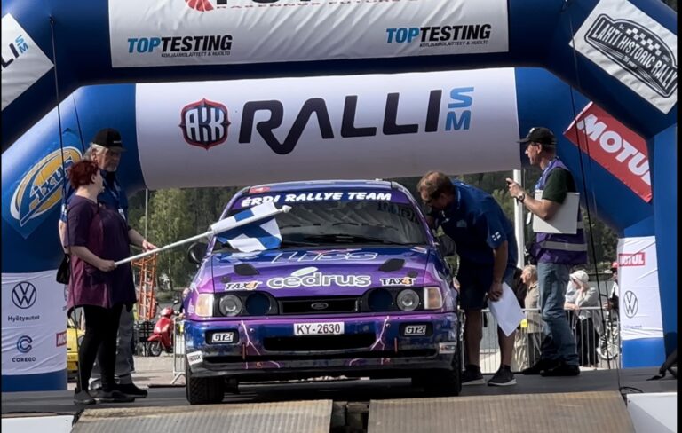 Érdiék harmadik helyen állnak a Lahti Historic Rallyn