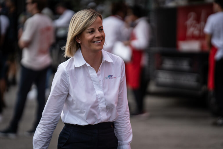 Toto Wolff felesége feljelentette az FIA-t