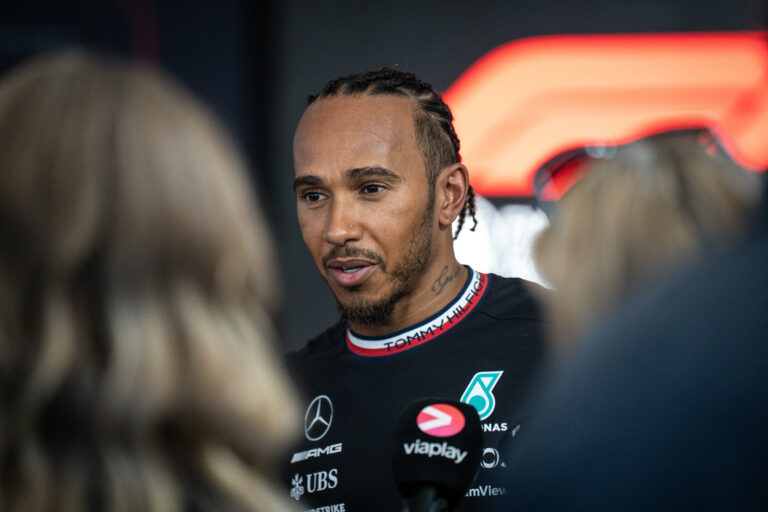 Wolff: Hamilton az egyetlen, aki beismeri, ha hibázott, a többiek csak siránkoznak