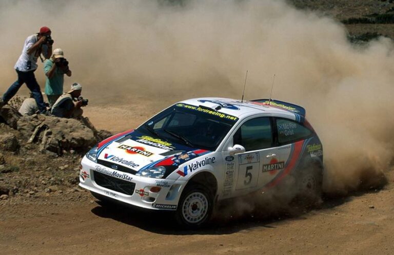 23 éve McRae két ugratót repült át egyszerre az Akropolisz Rallyn, meg is hozta eredményét