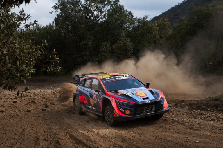 Sordo két hónap szünet után tér vissza a WRC mezőnyébe