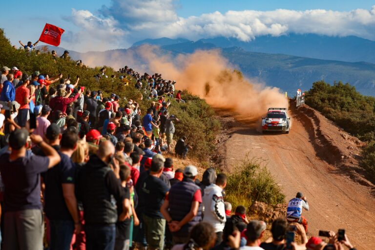 Evans komolyan bekezdett, de Sordo sem sokkal maradt el tőle az Akropolisz Rally utolsó napján