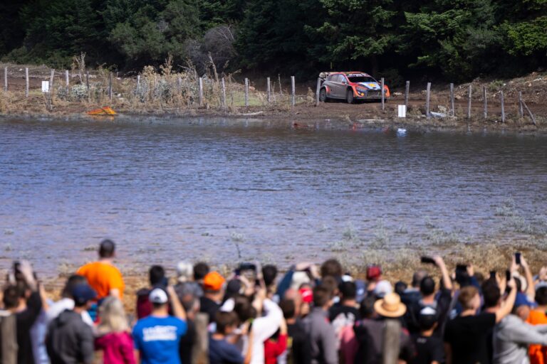 Már 2024-ben változhat a WRC versenyek formátuma