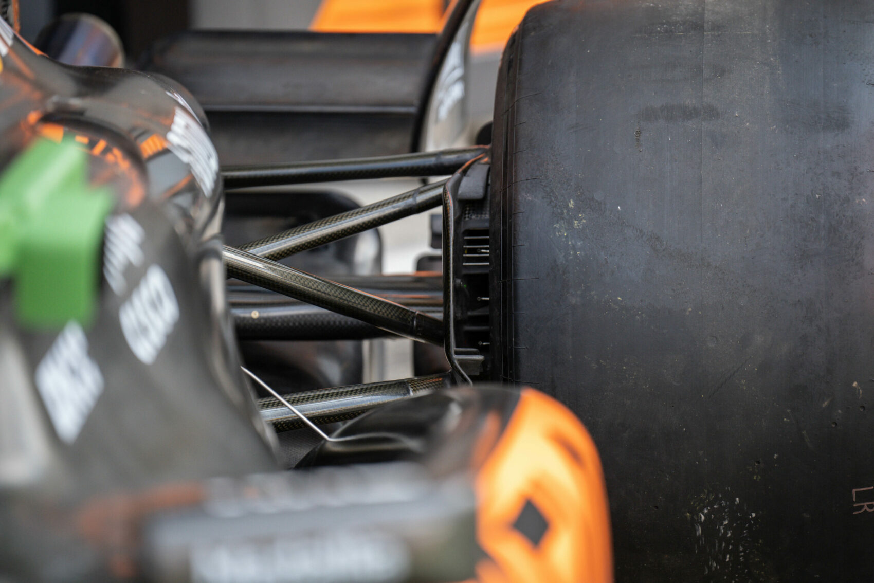 Forma-1, McLaren, felfüggesztés, Olasz Nagydíj 2023, péntek