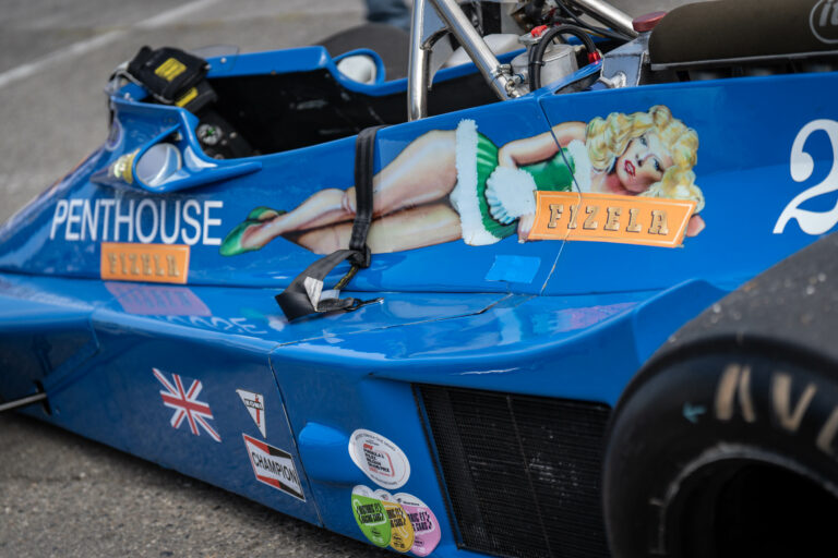 Ezek a legendás F1-es autók köröztek még az idei Olasz Nagydíj alatt (fotók)