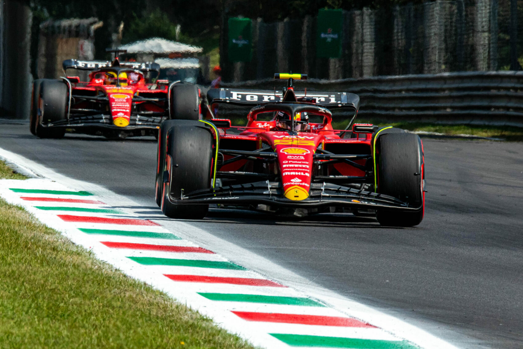 Carlos Sainz, Charles Leclerc, Ferrari, Olasz Nagydíj
