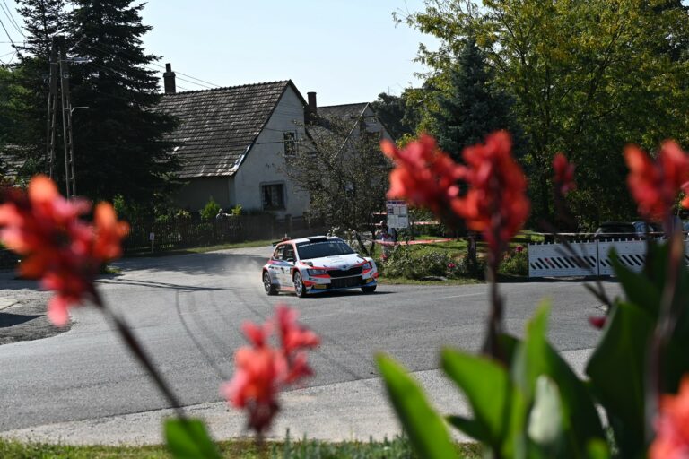 Csomós Mixié az első kör a WHB Győr Rallyn, Turán Frigyes komoly hátrányban