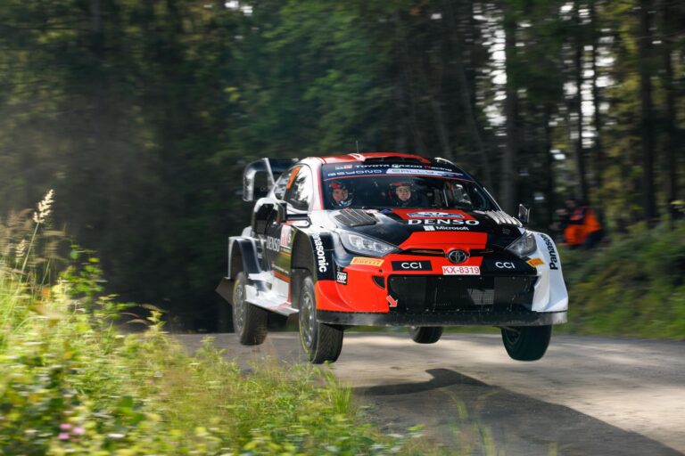 Legendák és hét magyar versenyző a Rally Legenden
